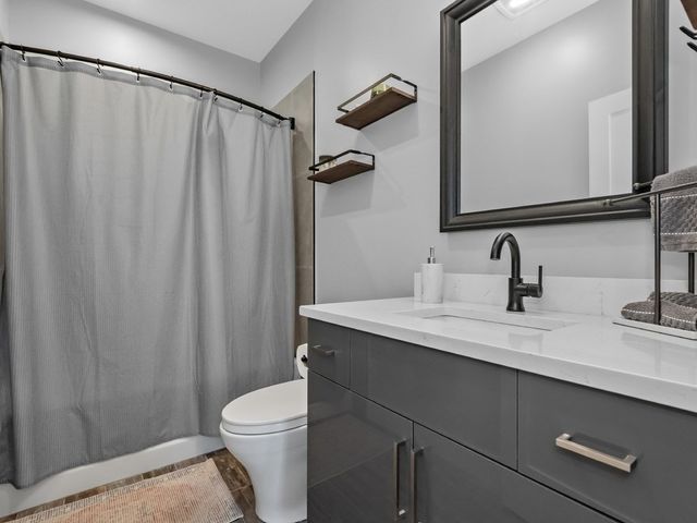 60 Cross St E 320, Somerville, MA 02145