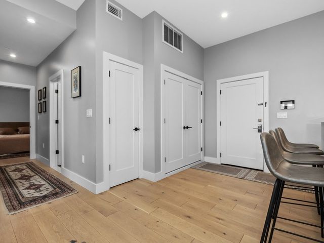 60 Cross St E 320, Somerville, MA 02145
