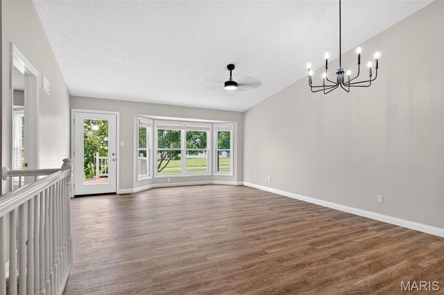 175 Silo View Drive 393B, Wentzville, MO 63385