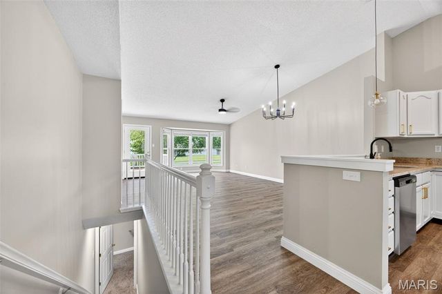 175 Silo View Drive 393B, Wentzville, MO 63385