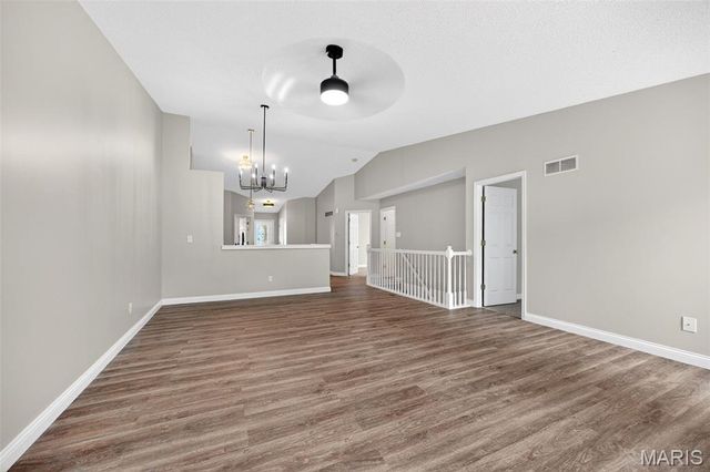 175 Silo View Drive 393B, Wentzville, MO 63385
