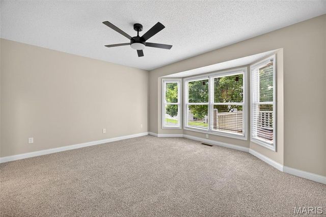 175 Silo View Drive 393B, Wentzville, MO 63385