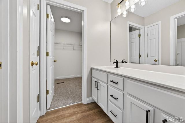 175 Silo View Drive 393B, Wentzville, MO 63385