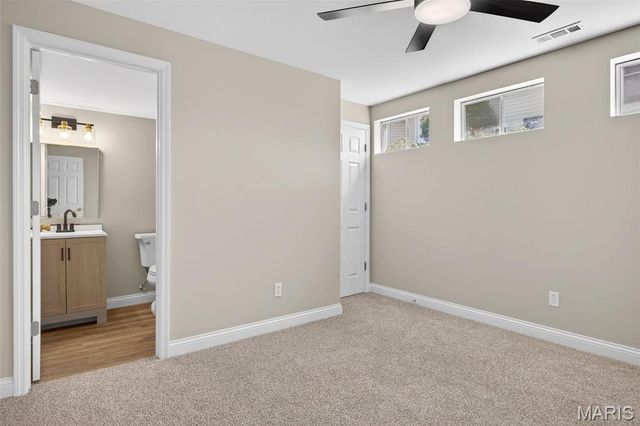 175 Silo View Drive 393B, Wentzville, MO 63385