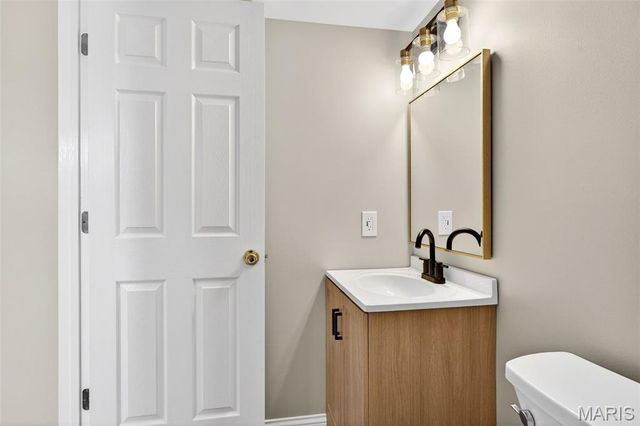 175 Silo View Drive 393B, Wentzville, MO 63385