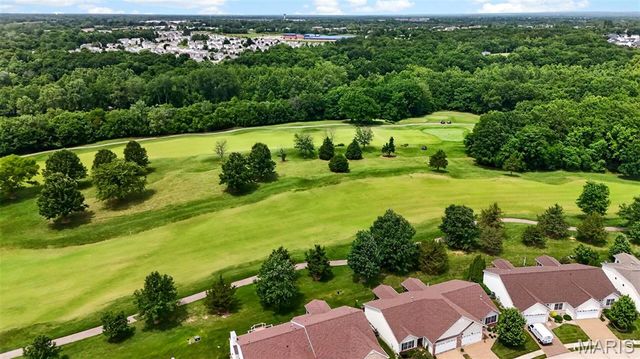 175 Silo View Drive 393B, Wentzville, MO 63385