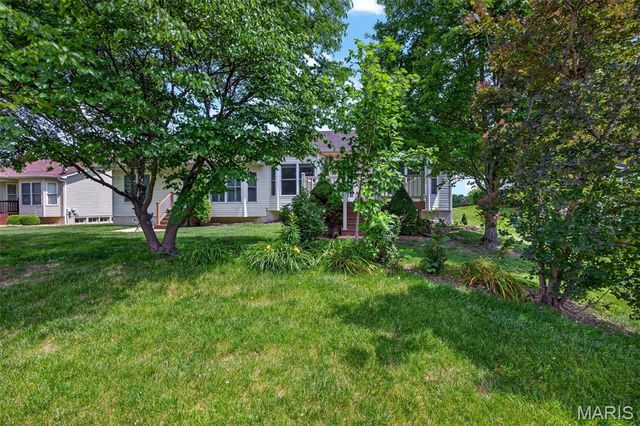 175 Silo View Drive 393B, Wentzville, MO 63385
