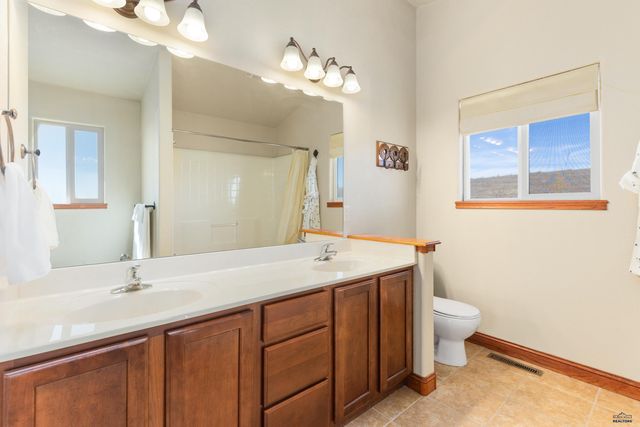 22376 BUNCO CT, Rapid City, SD 57701