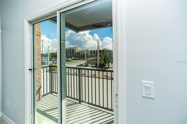 284 N OAK AVENUE, Sanford, FL 32771