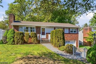 90 Mcnomee St, Oakland Boro, NJ 07436