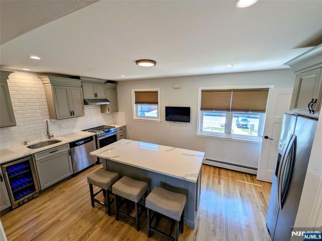 43 Manchester, Wayne, NJ 07470
