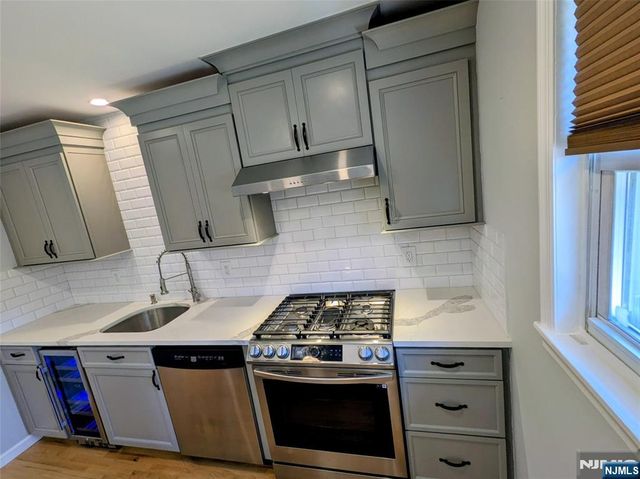 43 Manchester, Wayne, NJ 07470