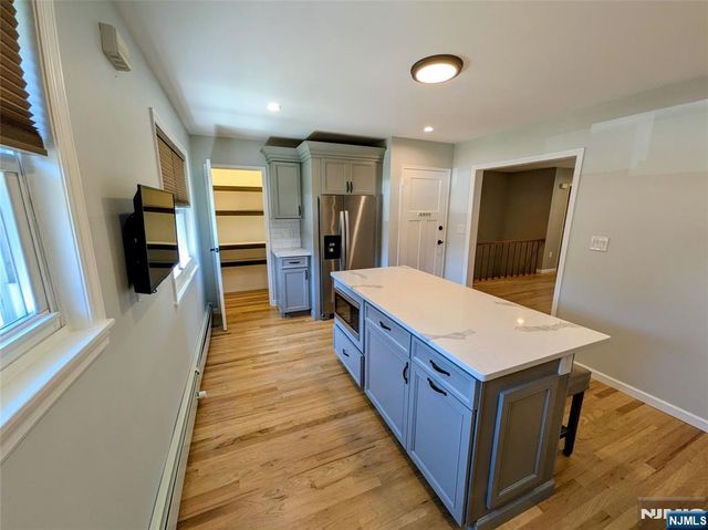 43 Manchester, Wayne, NJ 07470