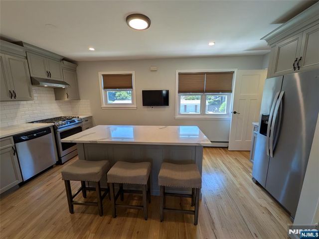 43 Manchester, Wayne, NJ 07470