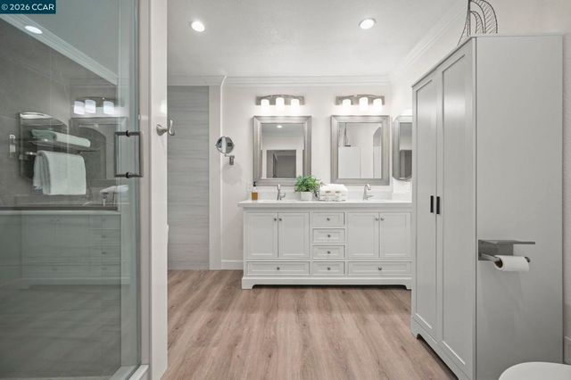 1713 Geary Rd, Walnut Creek, CA 94597