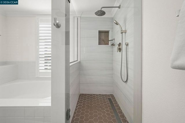 1713 Geary Rd, Walnut Creek, CA 94597