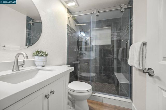 1713 Geary Rd, Walnut Creek, CA 94597