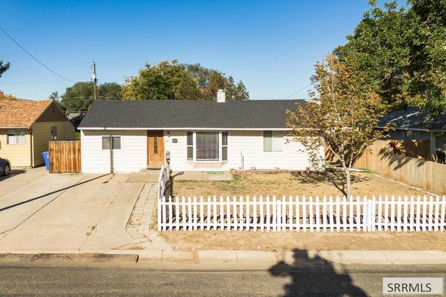957 Willow Lane, Pocatello, ID 83201