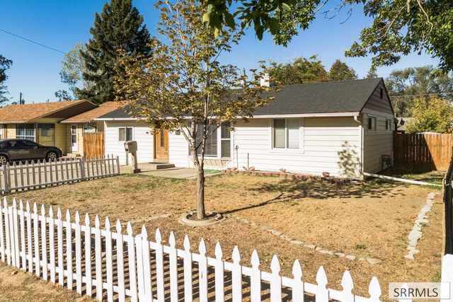 957 Willow Lane, Pocatello, ID 83201