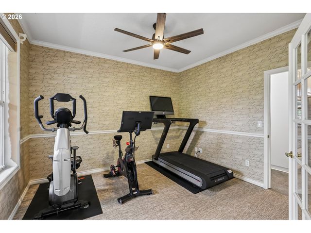 19874 BENNINGTON Ct, West Linn, OR 97068