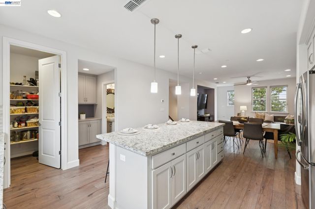 3460 Serra Cir, Pleasanton, CA 94588