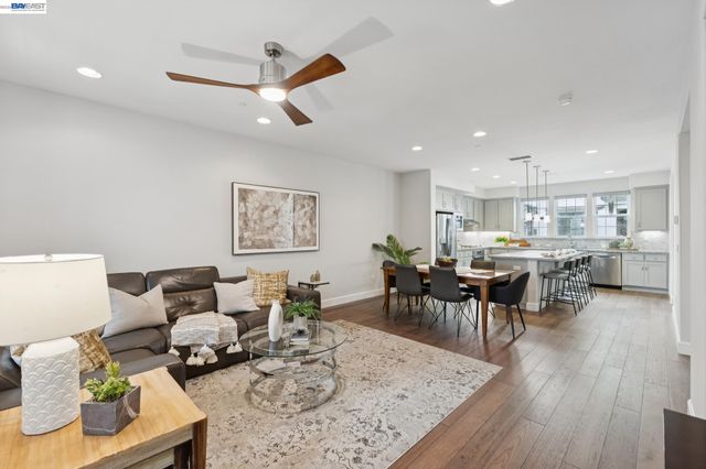 3460 Serra Cir, Pleasanton, CA 94588