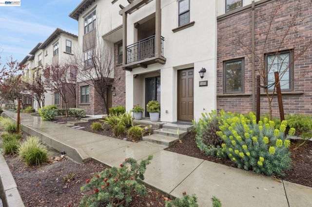 3460 Serra Cir, Pleasanton, CA 94588