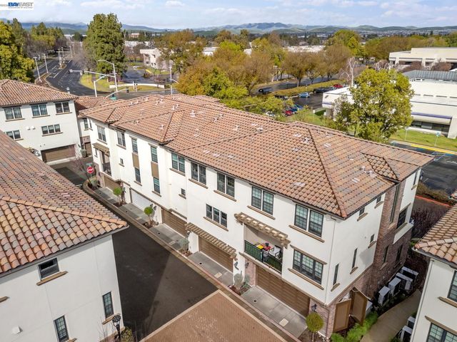 3460 Serra Cir, Pleasanton, CA 94588