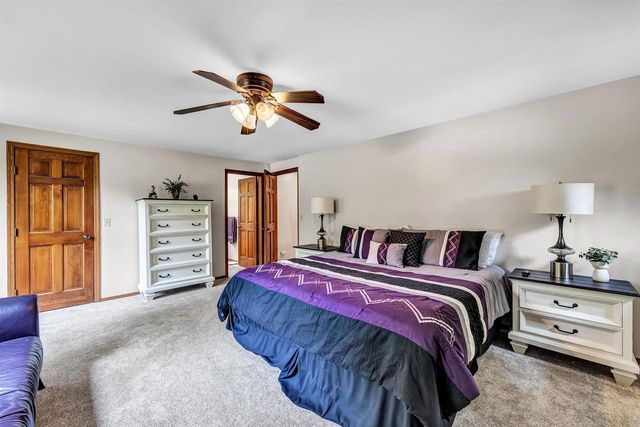 2719 WOODLAND HILLS COURT, Green Bay, WI 54311