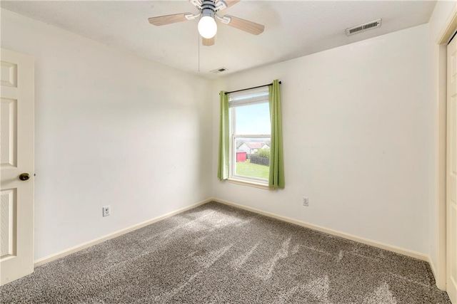 2156 Shenandoah Drive, Leavenworth, KS 66048
