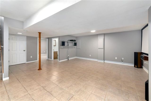 2156 Shenandoah Drive, Leavenworth, KS 66048