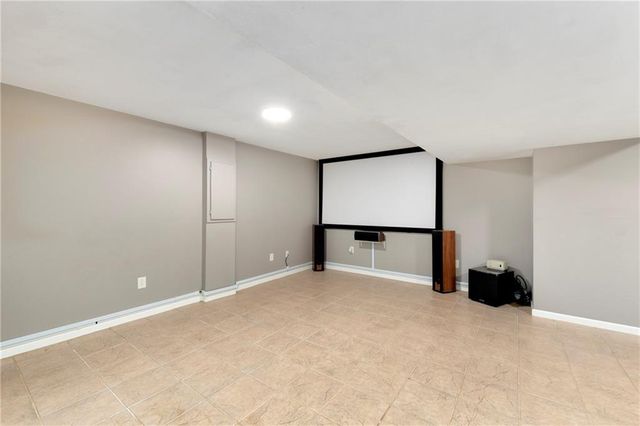 2156 Shenandoah Drive, Leavenworth, KS 66048
