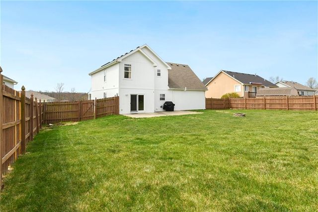 2156 Shenandoah Drive, Leavenworth, KS 66048
