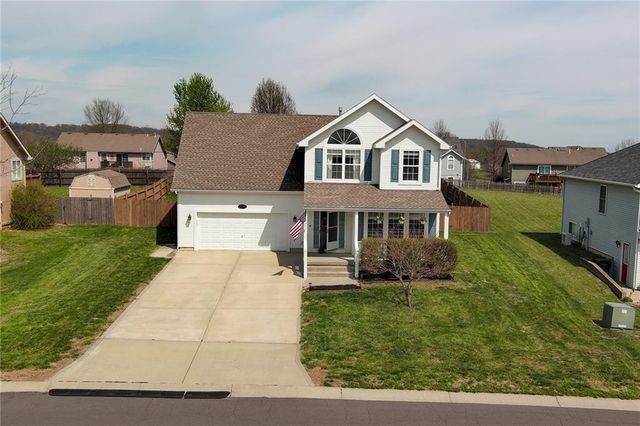 2156 Shenandoah Drive, Leavenworth, KS 66048