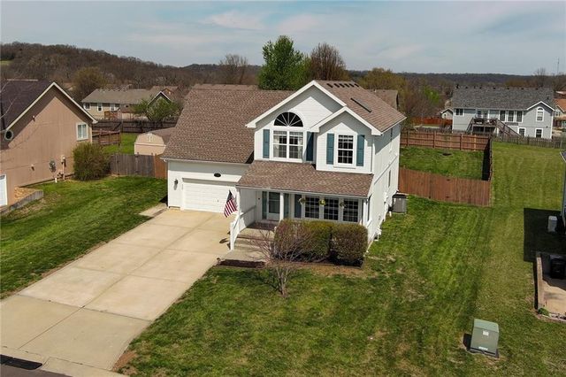 2156 Shenandoah Drive, Leavenworth, KS 66048