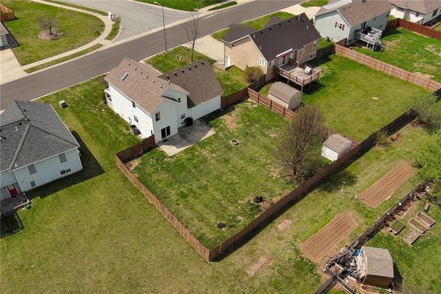 2156 Shenandoah Drive, Leavenworth, KS 66048
