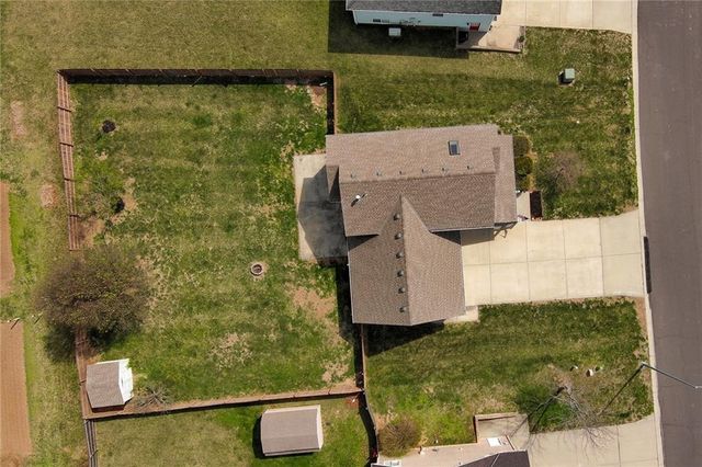 2156 Shenandoah Drive, Leavenworth, KS 66048