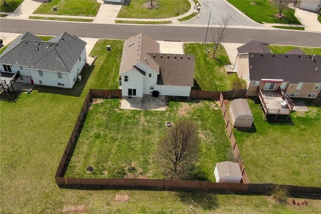 2156 Shenandoah Drive, Leavenworth, KS 66048
