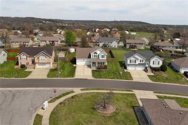 2156 Shenandoah Drive, Leavenworth, KS 66048