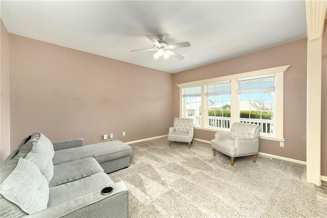 2156 Shenandoah Drive, Leavenworth, KS 66048