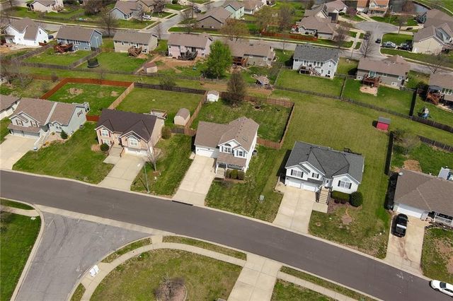 2156 Shenandoah Drive, Leavenworth, KS 66048