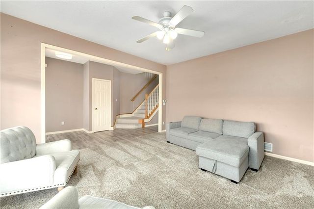 2156 Shenandoah Drive, Leavenworth, KS 66048