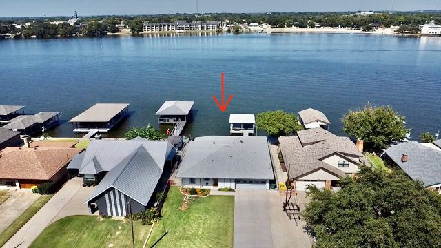 610 Panama Court, Granbury, TX 76048