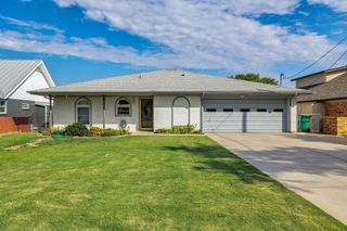 610 Panama Court, Granbury, TX 76048
