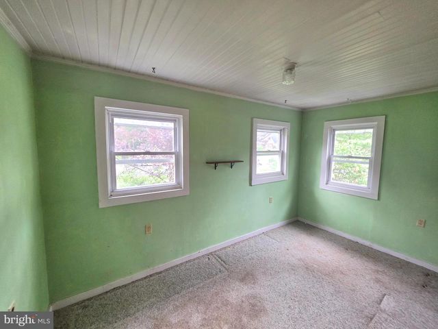 401 HALDEMAN BOULEVARD, New Cumberland, PA 17070