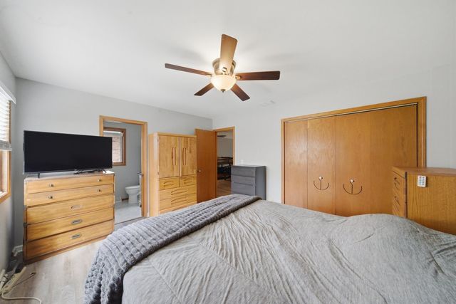 1661 Carmel Court, Hoffman Estates, IL 60169