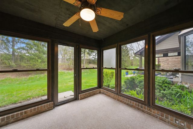 1661 Carmel Court, Hoffman Estates, IL 60169
