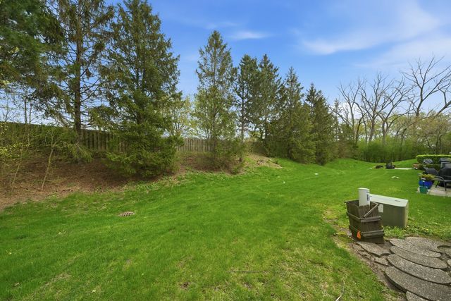 1661 Carmel Court, Hoffman Estates, IL 60169