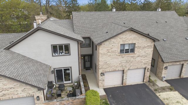 1661 Carmel Court, Hoffman Estates, IL 60169