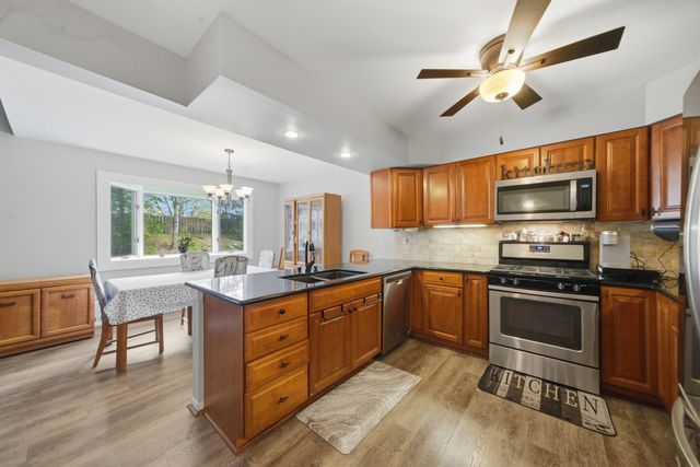 1661 Carmel Court, Hoffman Estates, IL 60169